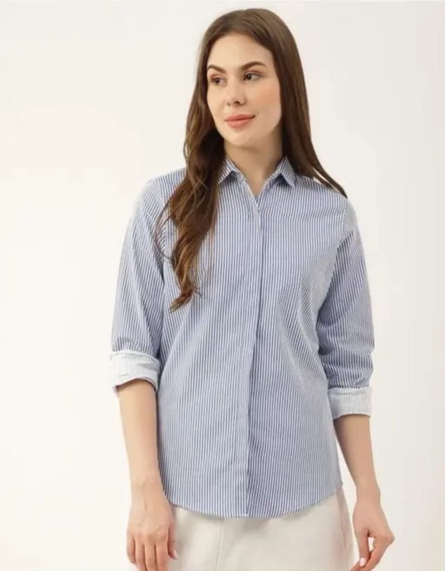 Women's oversized cotton shirt - relaxed fit