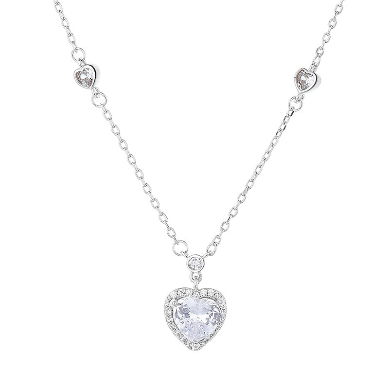 Heart Pendant Clavicle Chain Necklace – Light Luxury Everyday Wear