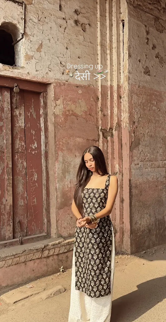 Women's printed sleeveless straight kurta - summer ethnic wear