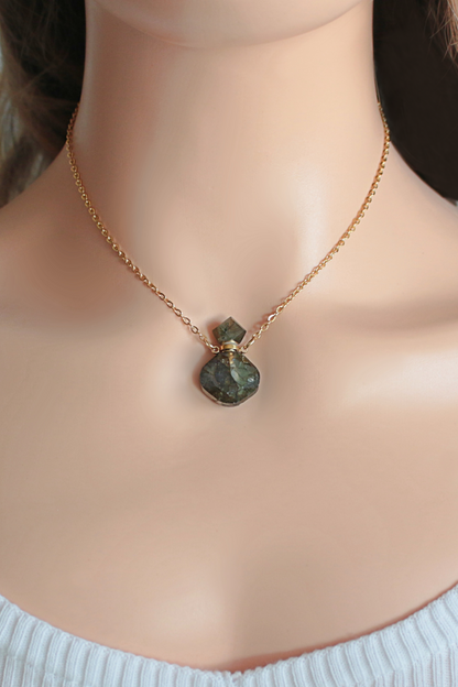 Luxury Mini Crystals Bottles 24 Karats Natural Crystals Necklaces